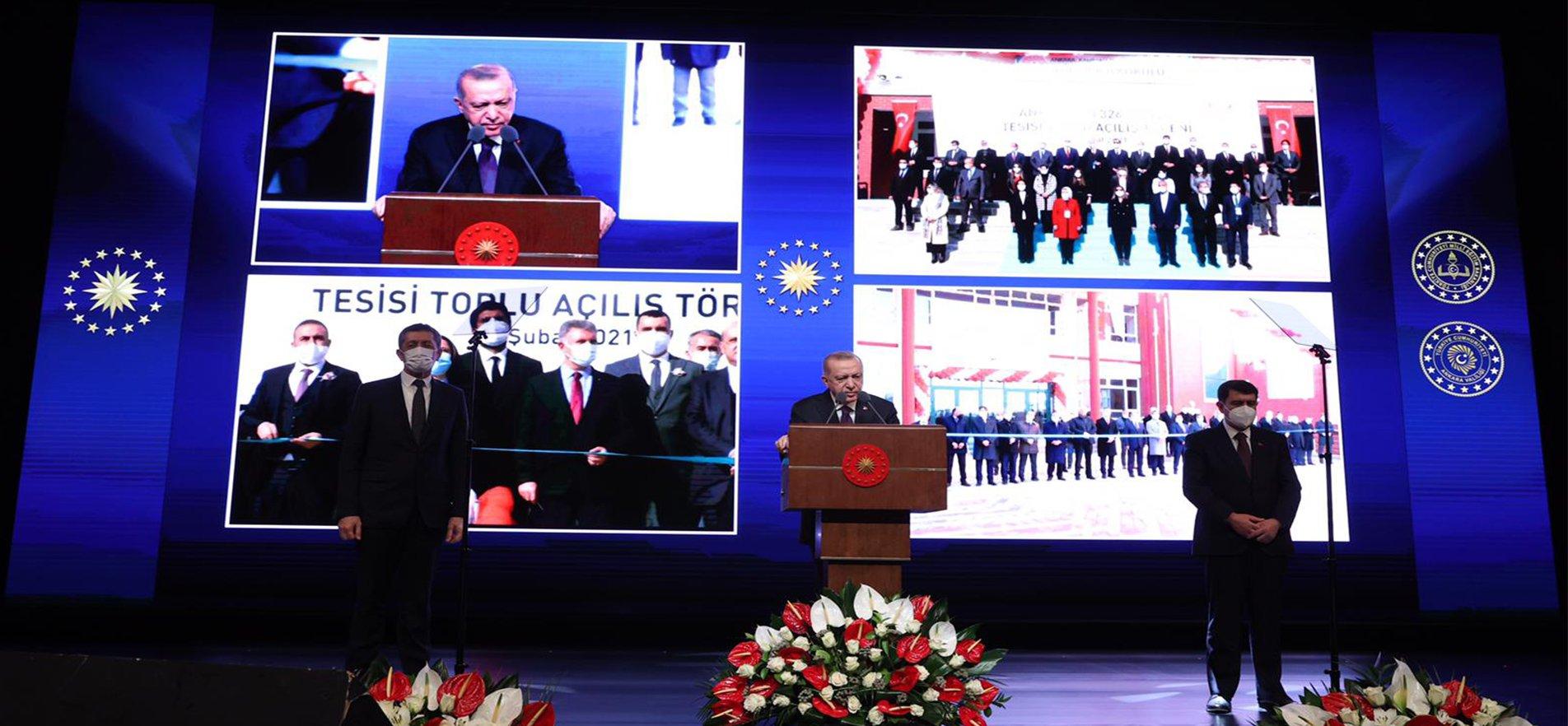 CUMHURBAŞKANI ERDOĞAN: 20 BİN ÖĞRETMENİMİZİN DAHA ATAMASINI YAPACAĞIZ